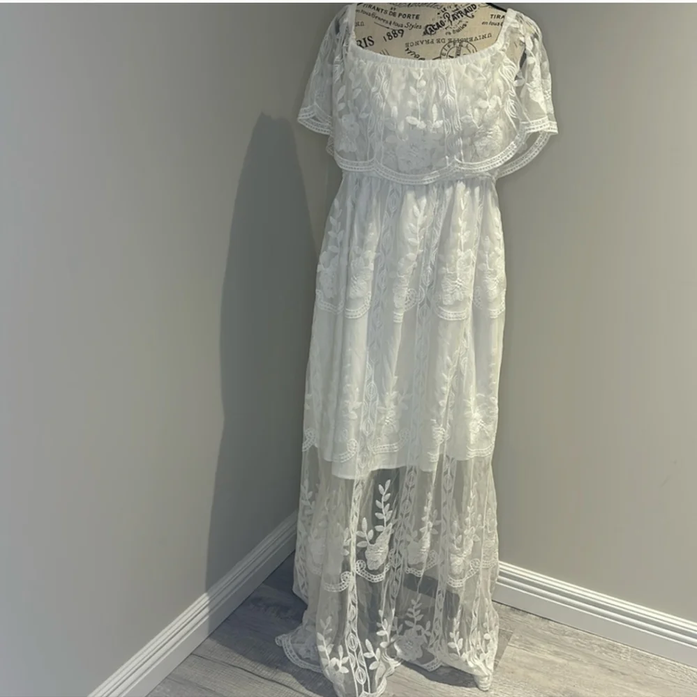 Elegant White Off-Shoulder Lace Dress EUC - Picture 2 of 5